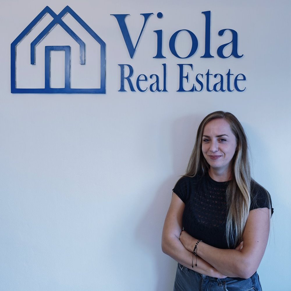 people viola-realestate